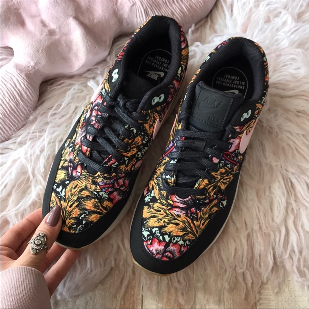 NWT Nike Air Max 1 Rare Floral - Picture 5 of 7